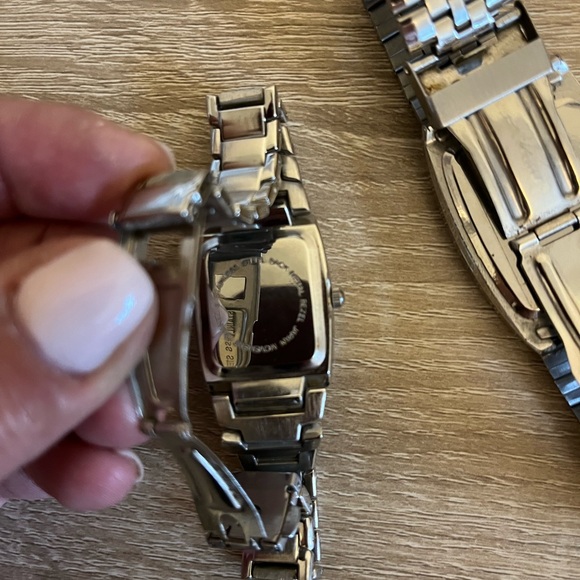 His and hers watch - Picture 3 of 4